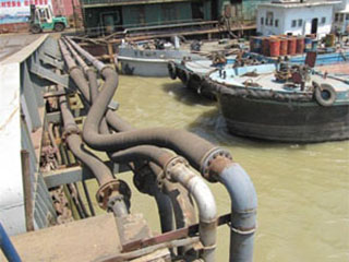 ��ڏ�ݔˮ�z��